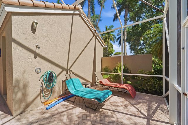 16197 Villa Vizcaya Place, Delray Beach, FL 33446