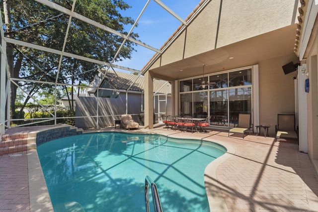 16197 Villa Vizcaya Place, Delray Beach, FL 33446