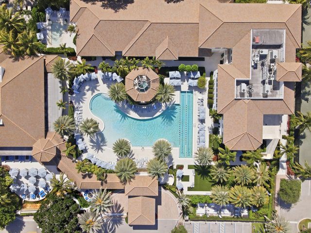 16197 Villa Vizcaya Place, Delray Beach, FL 33446
