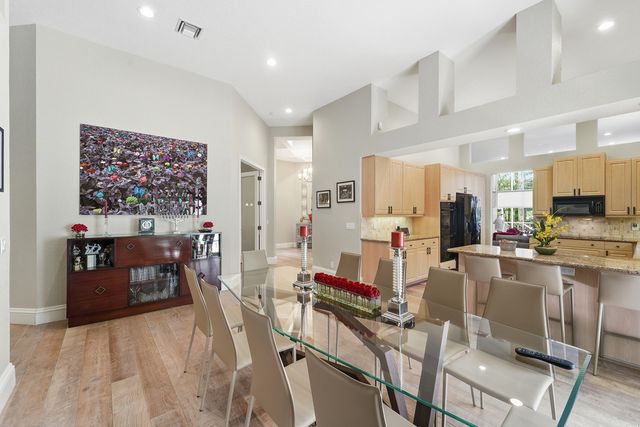 16197 Villa Vizcaya Place, Delray Beach, FL 33446