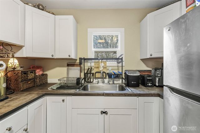 325 E Main Street, Mossyrock, WA 98564