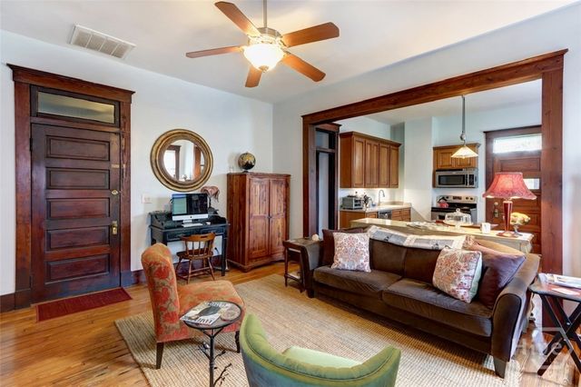 305 W Duffy Street W C, Savannah, GA 31401