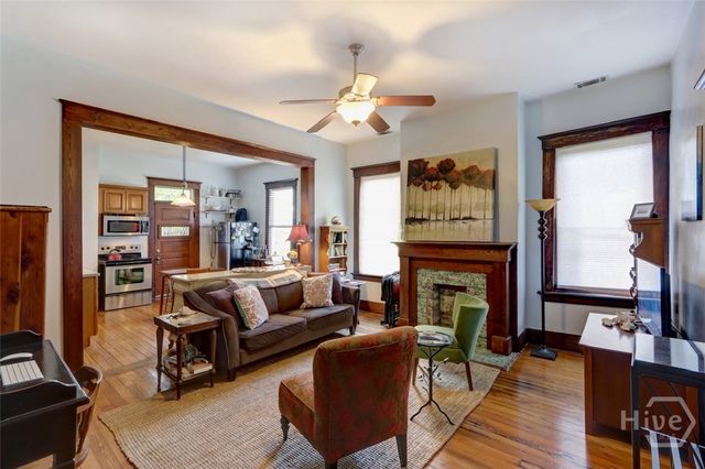 305 W Duffy Street W C, Savannah, GA 31401