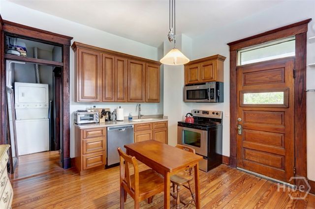305 W Duffy Street W C, Savannah, GA 31401
