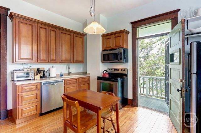305 W Duffy Street W C, Savannah, GA 31401