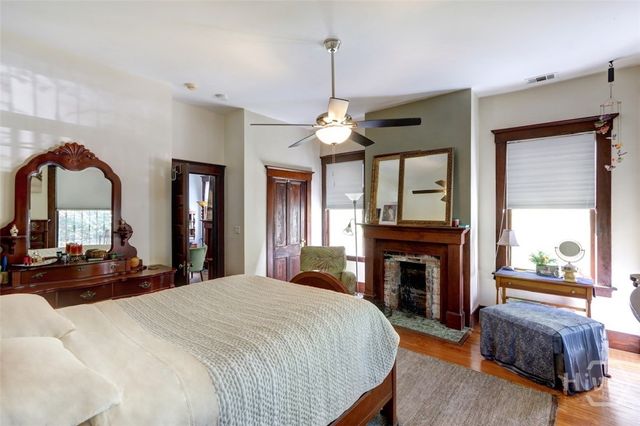 305 W Duffy Street W C, Savannah, GA 31401