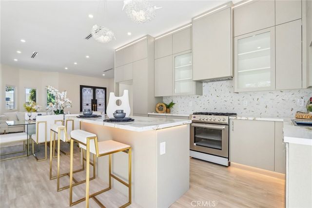 8149 Saint Clair Avenue, North Hollywood, CA 91605