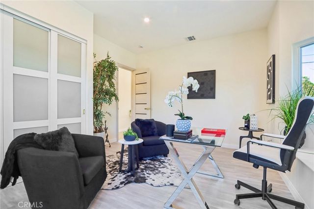 8149 Saint Clair Avenue, North Hollywood, CA 91605