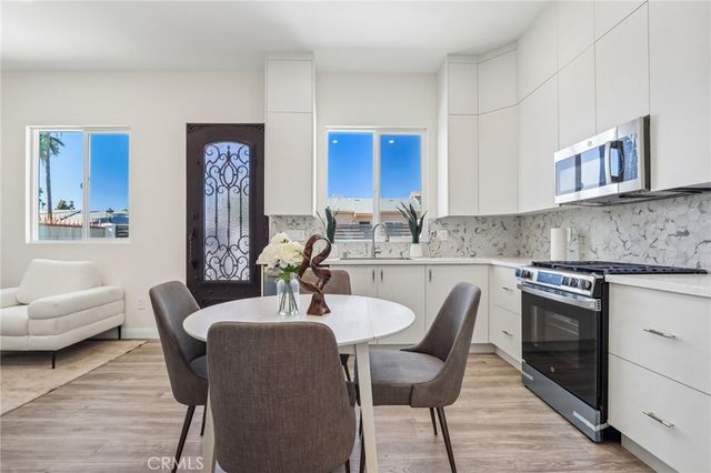 8149 Saint Clair Avenue, North Hollywood, CA 91605