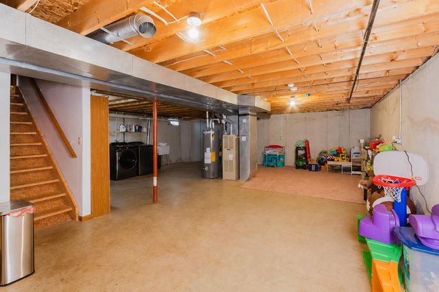51104 Silver Street, Park Twp, MI 49093