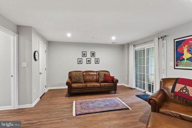 152 MULBERRY DR, Malvern, PA 19355
