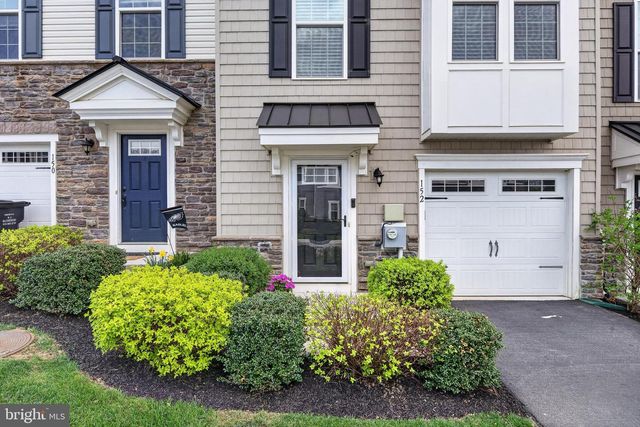 152 MULBERRY DR, Malvern, PA 19355