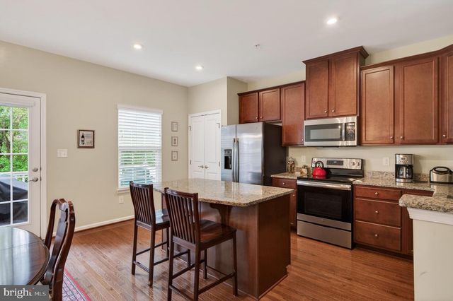 152 MULBERRY DR, Malvern, PA 19355