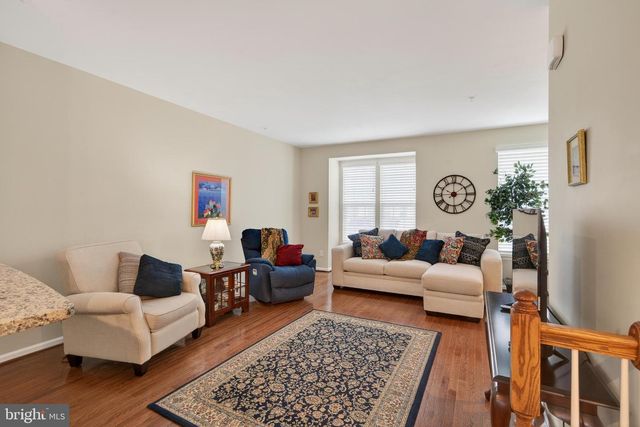 152 MULBERRY DR, Malvern, PA 19355