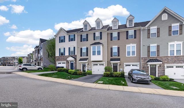152 MULBERRY DR, Malvern, PA 19355