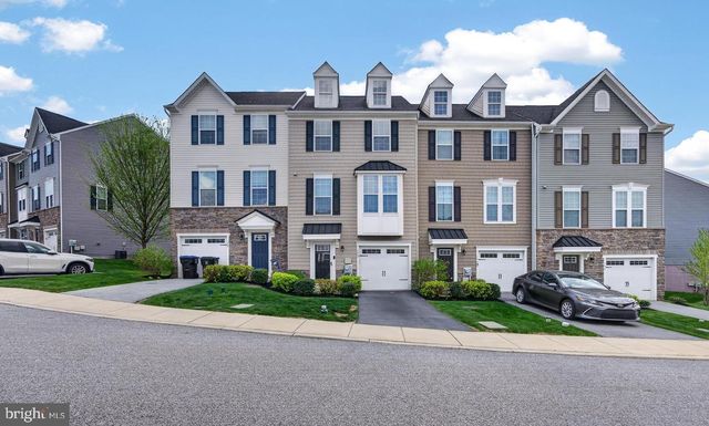 152 MULBERRY DR, Malvern, PA 19355
