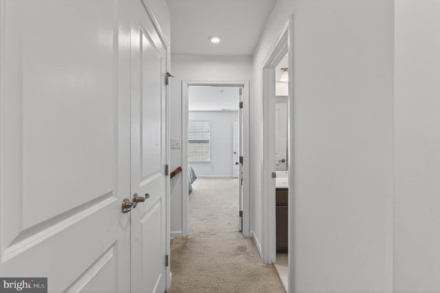 152 MULBERRY DR, Malvern, PA 19355
