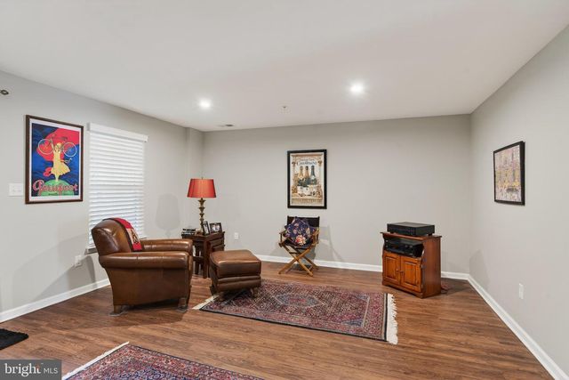 152 MULBERRY DR, Malvern, PA 19355
