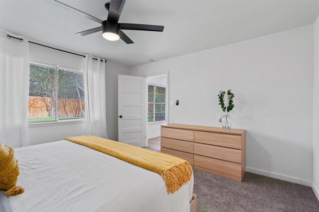 800 Huntingdon PL, Austin, TX 78745