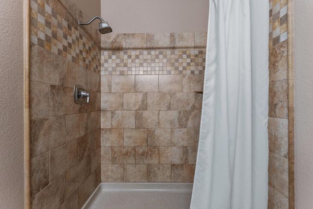 8936 Palmerson Dr, Antelope, CA 95843