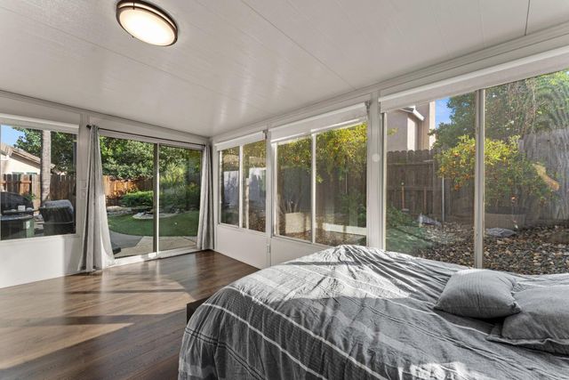 8936 Palmerson Dr, Antelope, CA 95843