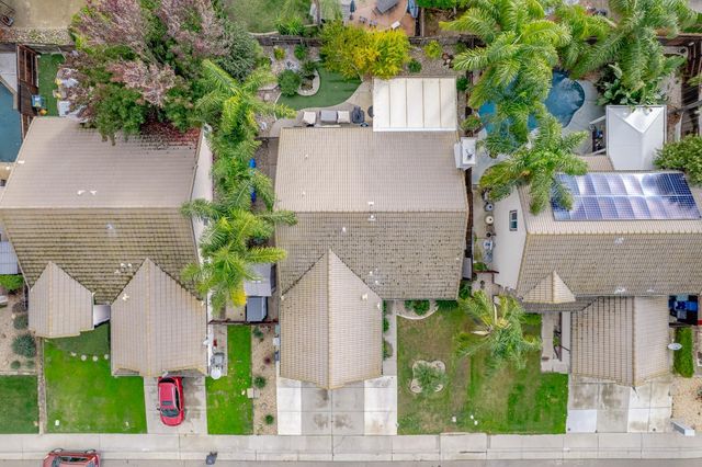 8936 Palmerson Dr, Antelope, CA 95843