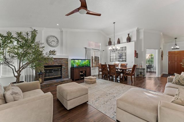 8936 Palmerson Dr, Antelope, CA 95843