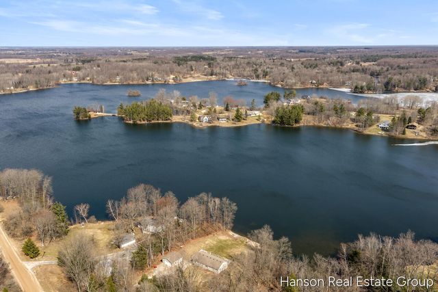 23004 Miramichi Drive, Evart, MI 49631