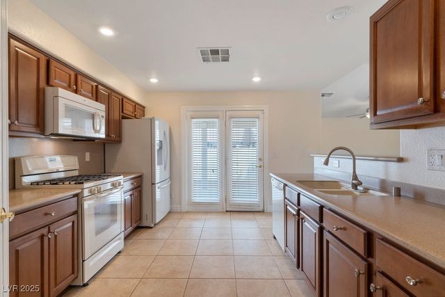 5367 Blue Oat Avenue, Las Vegas, NV 89141