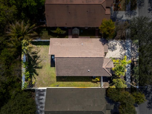 181 SW 203rd Avenue, Pembroke Pines, FL 33029