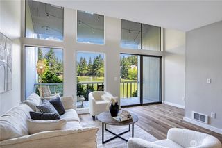 13846 NE 60th Way #118, Redmond, WA 98052