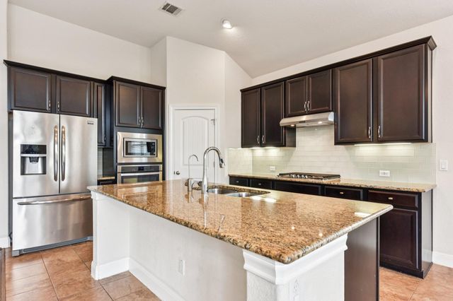 5708 Viejo DR, Bee Cave, TX 78738