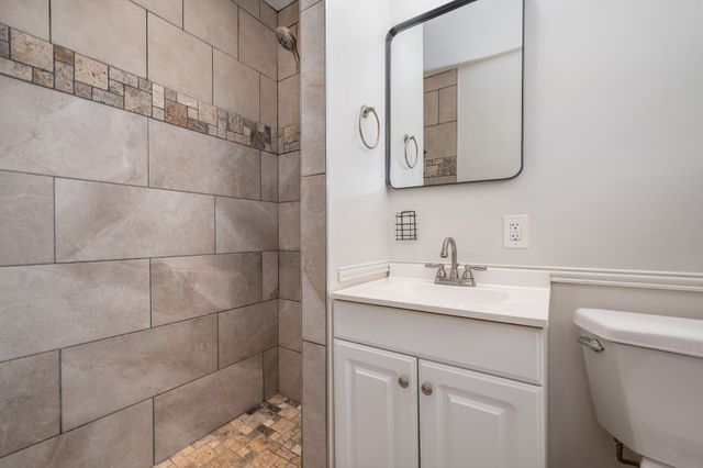 87 E Hill St, Mount Juliet, TN 37122