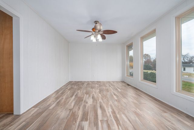 87 E Hill St, Mount Juliet, TN 37122