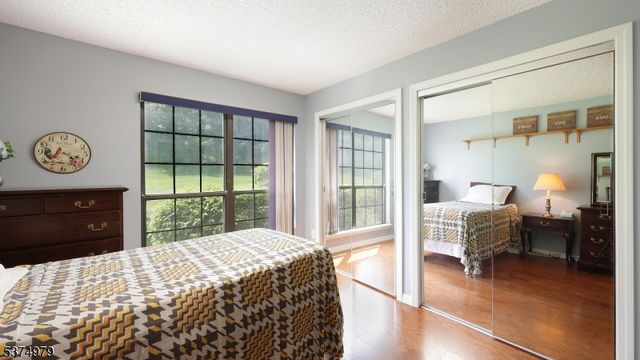 44 Crabapple Ln, Franklin Twp., NJ 08823