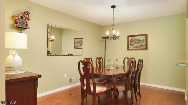 44 Crabapple Ln, Franklin Twp., NJ 08823