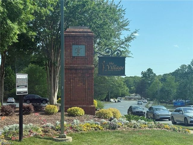 9 Dunnberry Court, Greensboro, NC 27455