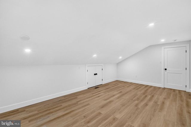 8 LUPINE LN, Titusville, NJ 08560