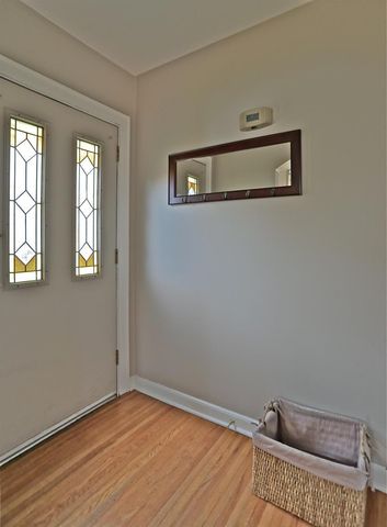 590 Cretin Avenue S, Saint Paul, MN 55116