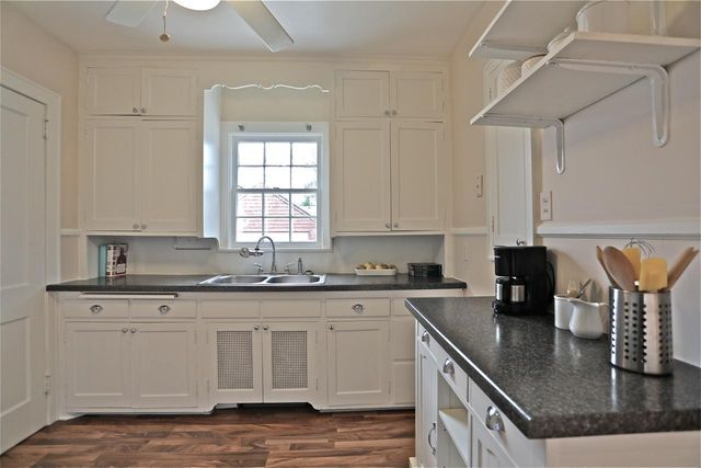 590 Cretin Avenue S, Saint Paul, MN 55116