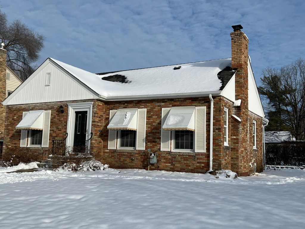 590 Cretin Avenue S, Saint Paul, MN 55116