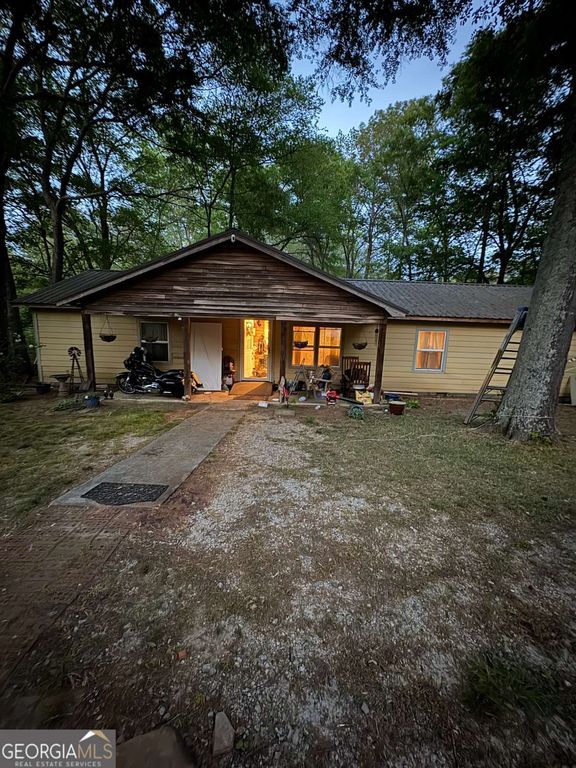 1943 Friendship Church Road, Douglasville, GA 30134