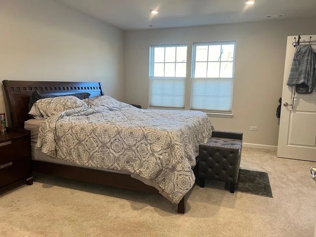 936 Jenkins Court, Wheeling, IL 60090
