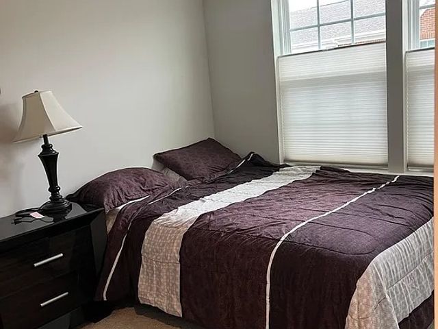936 Jenkins Court, Wheeling, IL 60090