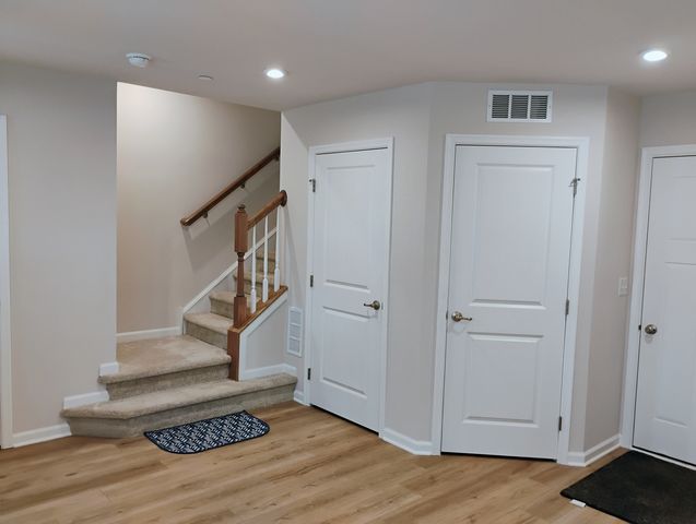 936 Jenkins Court, Wheeling, IL 60090
