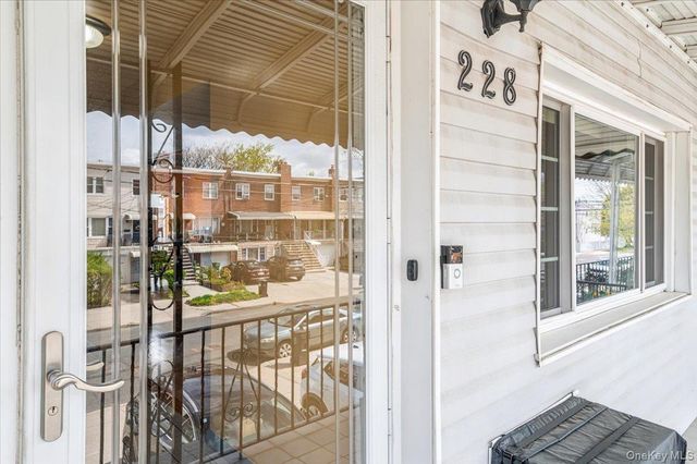 228 Calhoun Avenue, Bronx, NY 10465