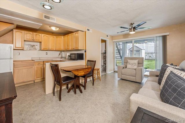 228 Calhoun Avenue, Bronx, NY 10465