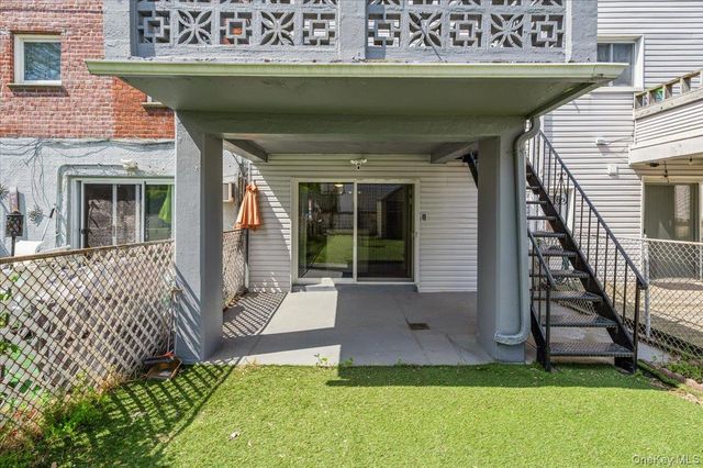 228 Calhoun Avenue, Bronx, NY 10465