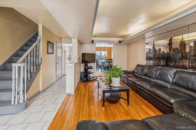 228 Calhoun Avenue, Bronx, NY 10465