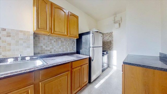 30 Macombs Place 61, New York (manhattan), NY 10039